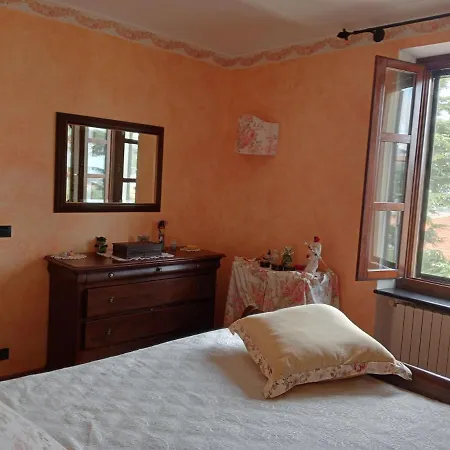 Casa Sulla Porta Delle Langhe- Nyaraló *
