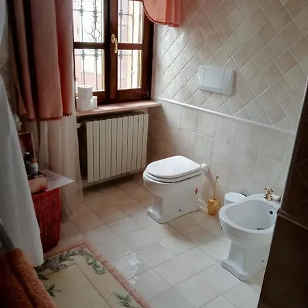 Nyaraló Casa Sulla Porta Delle Langhe- *