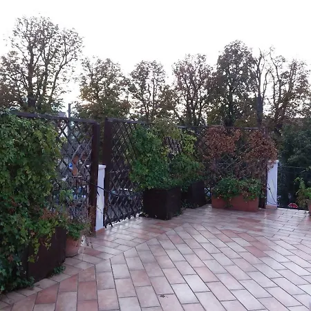 Casa Sulla Porta Delle Langhe-
